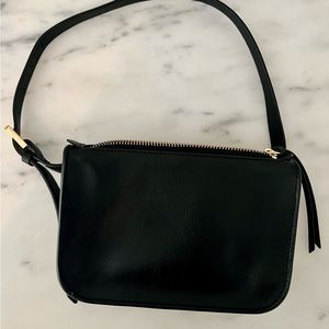 Quince Italian leather belt bag, black